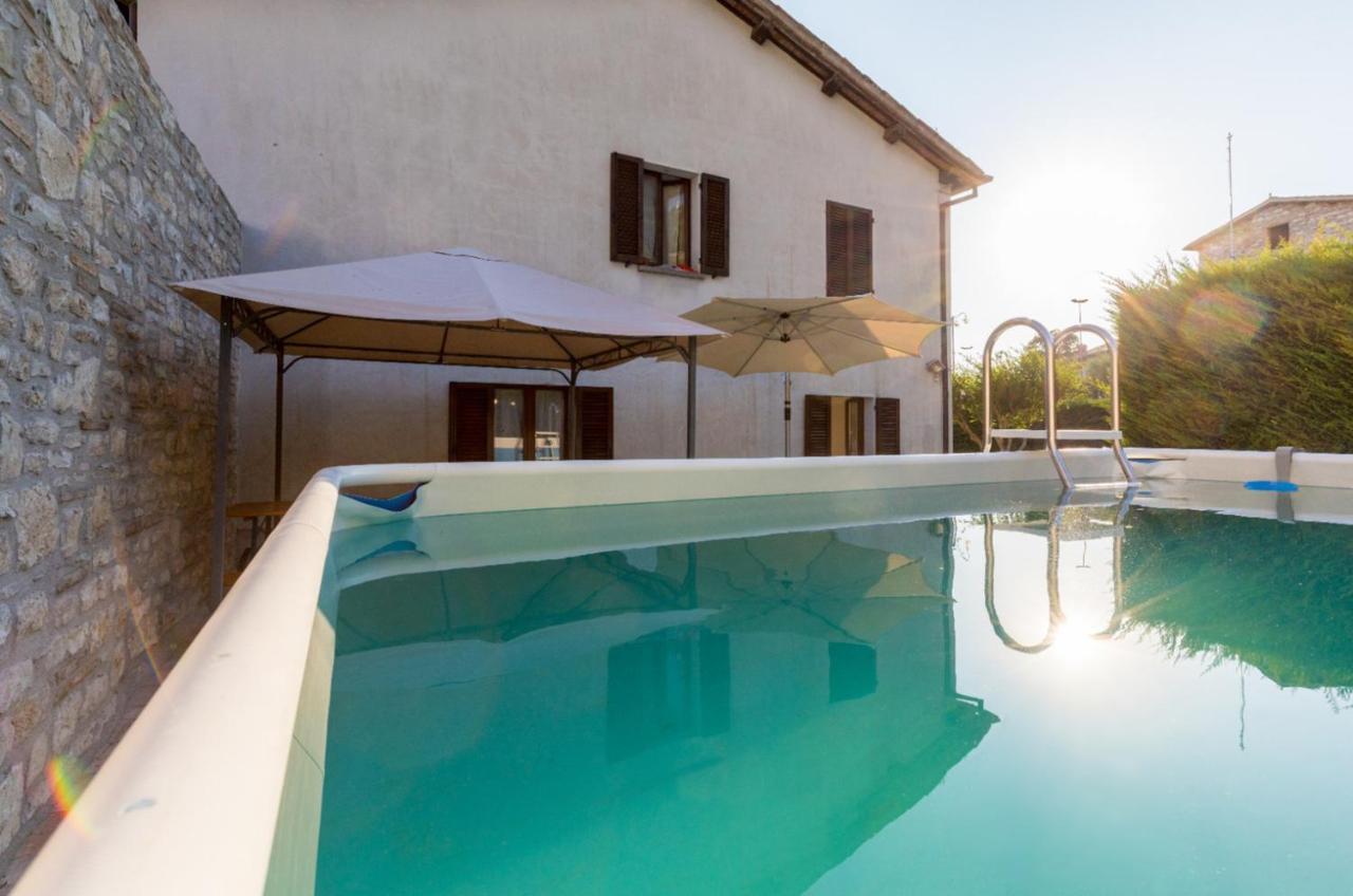Borgo Santa Lucia Apartment With Private Parking & Garden Gubbio Esterno foto
